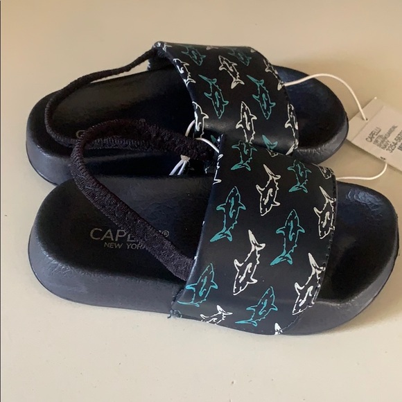 Capelli Shark Sandals - Picture 4 of 6